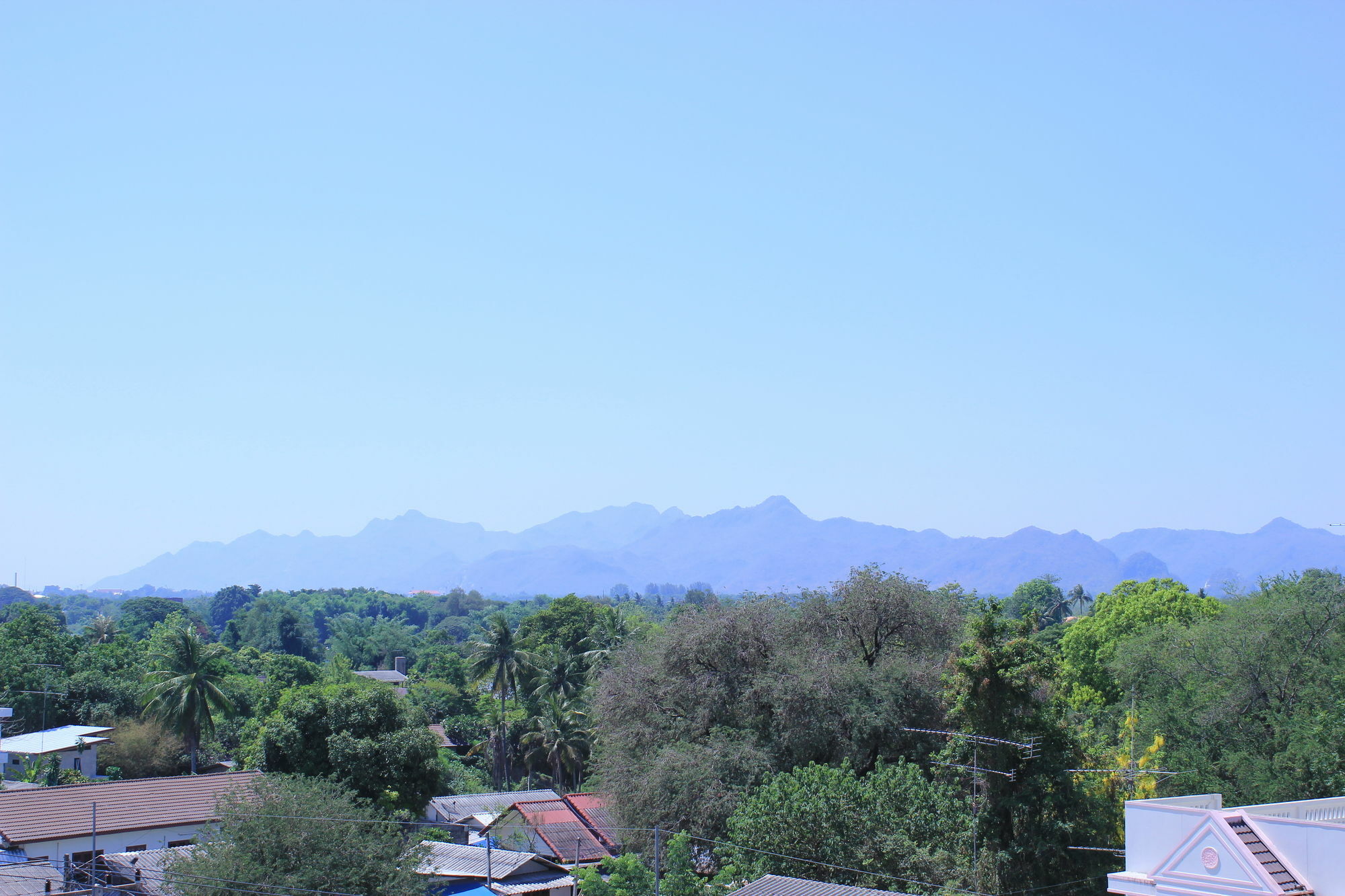Kanchanaburi City Hotel Dış mekan fotoğraf
